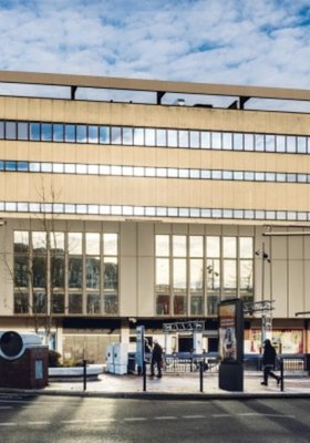 Metropolis im Planet Harburg